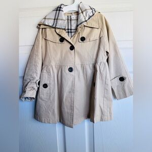 Beige Trench Coat with Contrast Plaid Lining